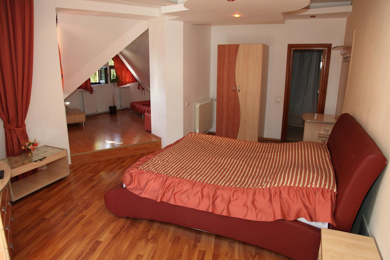 Pensiunea Mihaela Poiana Brasov Extérieur photo