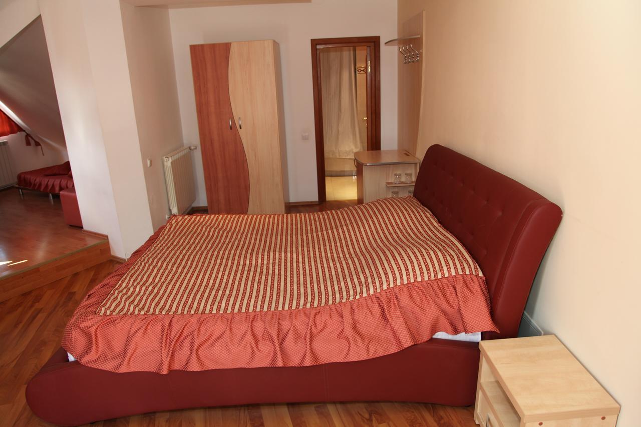 Pensiunea Mihaela Poiana Brasov Extérieur photo